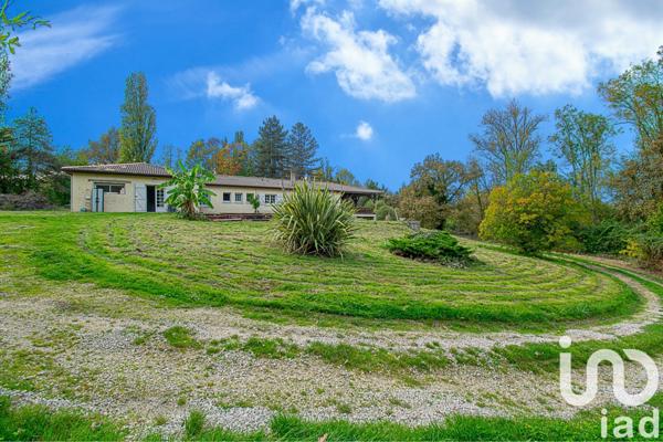 Maison 10 pièces de 278 m² à Créon (33670)