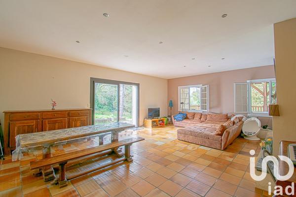 Maison 10 pièces de 278 m² à Créon (33670)