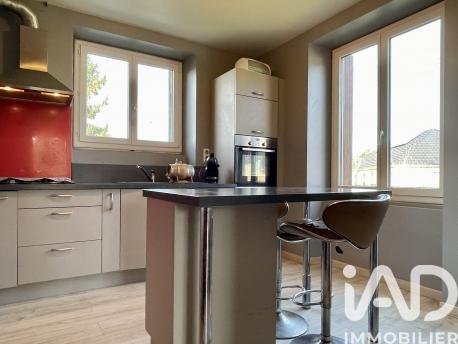 Maison à vendre 10 pièces 240 m² Allassac