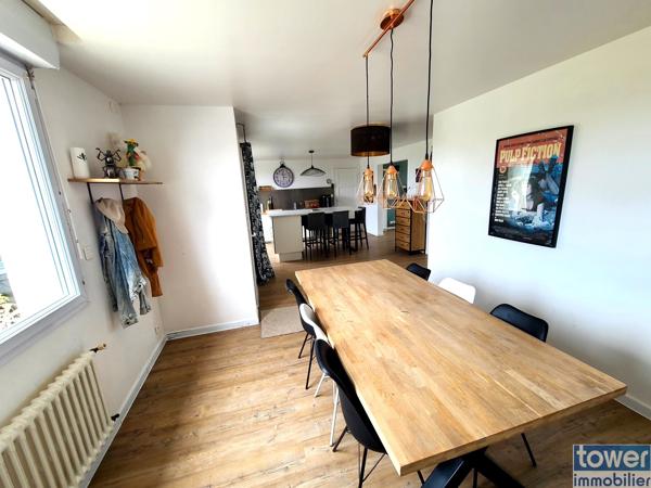 Maison
                                                                                                                                                                                                                                                                                                                        7 pièce(s)                                                                                                                                                                                                          4 chambre(s)                                                                                                                                                                                                          165  m²