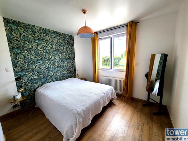 Maison
                                                                                                                                                                                                                                                                                                                        7 pièce(s)                                                                                                                                                                                                          4 chambre(s)                                                                                                                                                                                                          165  m²