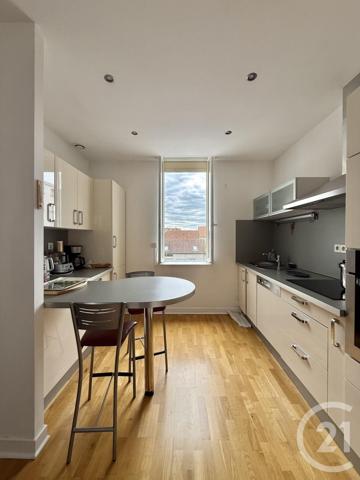 Appartement F3 à vendre  3 pièces - 88,08 m2 MOULINS - 03