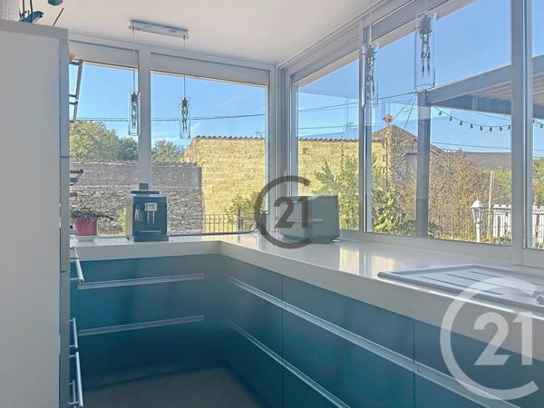 Immeuble à vendre  132 m 2   CROSSAC  - 44