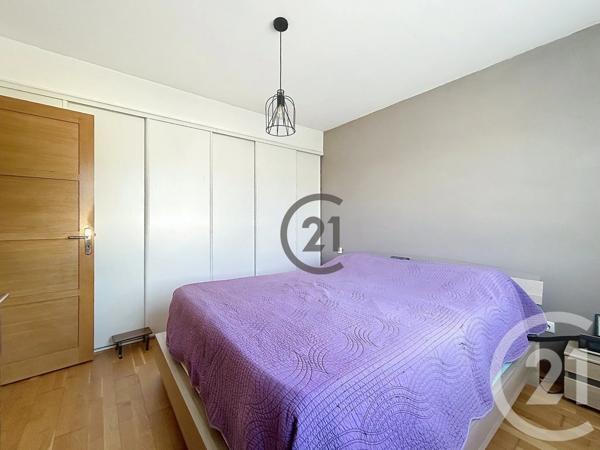 Immeuble à vendre  132 m 2   CROSSAC  - 44