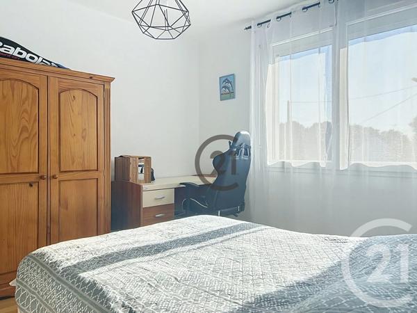 Immeuble à vendre  132 m 2   CROSSAC  - 44