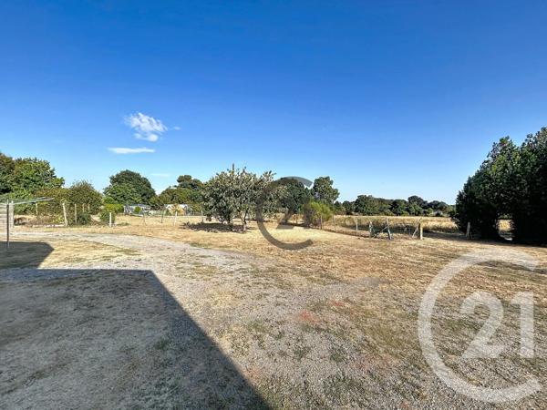 Immeuble à vendre  132 m 2   CROSSAC  - 44