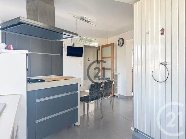 Immeuble à vendre  132 m 2   CROSSAC  - 44