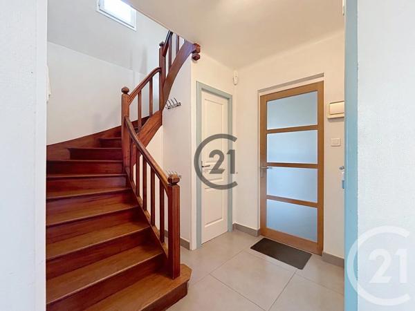 Immeuble à vendre  132 m 2   CROSSAC  - 44