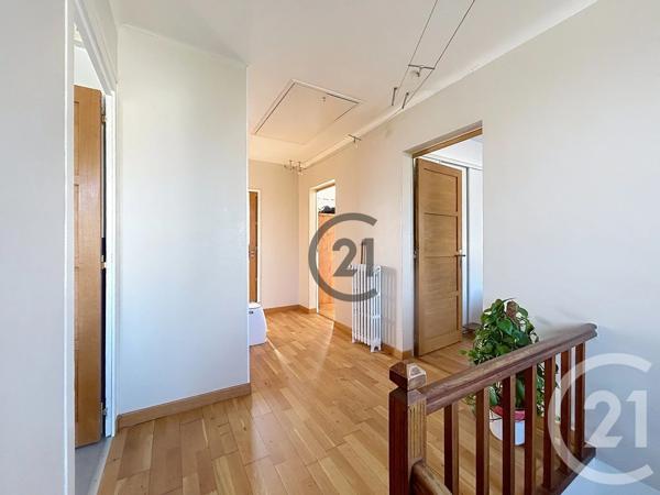 Immeuble à vendre  132 m 2   CROSSAC  - 44