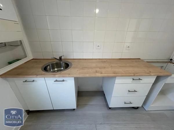Appartement à louer 2 pièces 49.25m² Laon (02000)