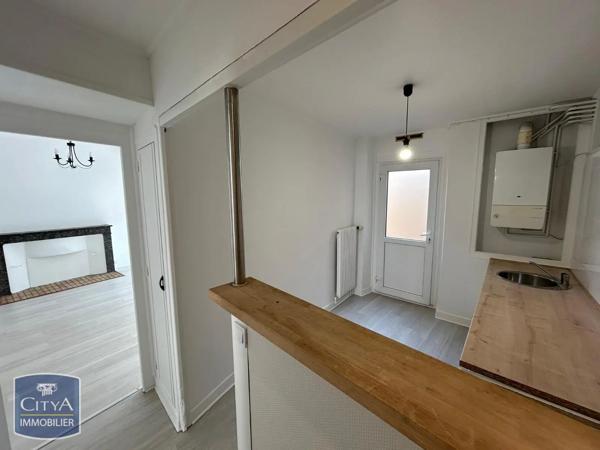 Appartement à louer 2 pièces 49.25m² Laon (02000)