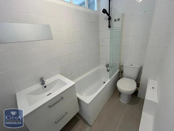 Appartement à louer 2 pièces 49.25m² Laon (02000)
