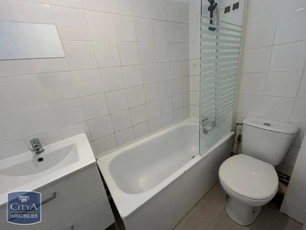 Appartement à louer 2 pièces 49.25m² Laon (02000)