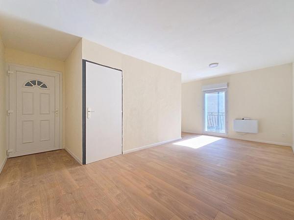 Lot de deux appartements dans petit immeuble – Centre-ville de Bédarieux