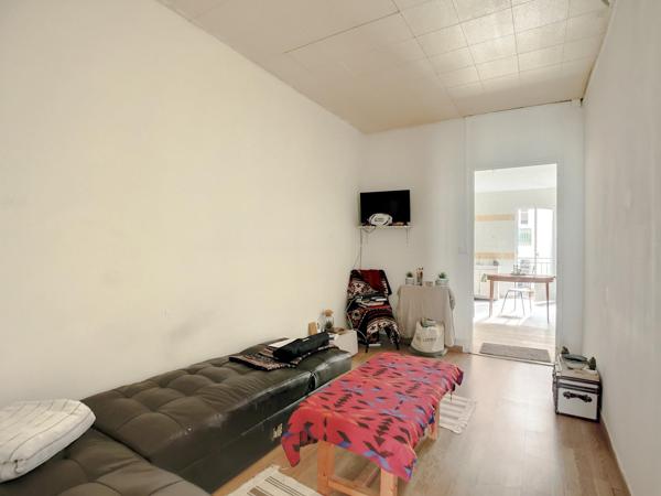 Lot de deux appartements dans petit immeuble – Centre-ville de Bédarieux