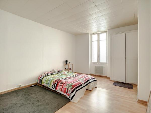 Lot de deux appartements dans petit immeuble – Centre-ville de Bédarieux