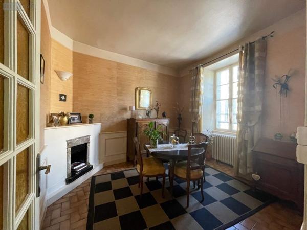 Maison à vendre à Mayenne en Mayenne (53100), ref : 046/752