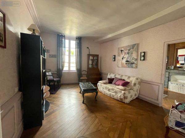 Maison à vendre à Mayenne en Mayenne (53100), ref : 046/752