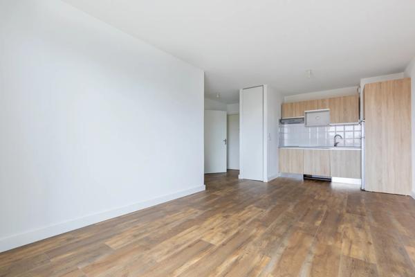 Appartement
         3 pièces
        - 58 m² Exclusivité 175 000 € *