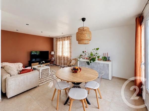 Maison à vendre  5 pièces - 105,50 m 2   RIOM  - 63