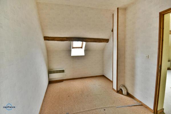 Maison à vendre 11 pièces LYE (36)