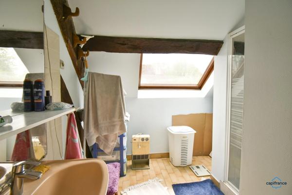 Maison à vendre 11 pièces LYE (36)