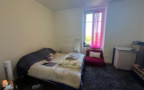 Appartement à louer    2 pièces •  Saint-Yrieix-la-Perche