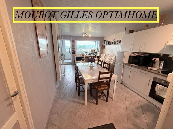 Appartement rénové avec vue imprenable sur Épinal