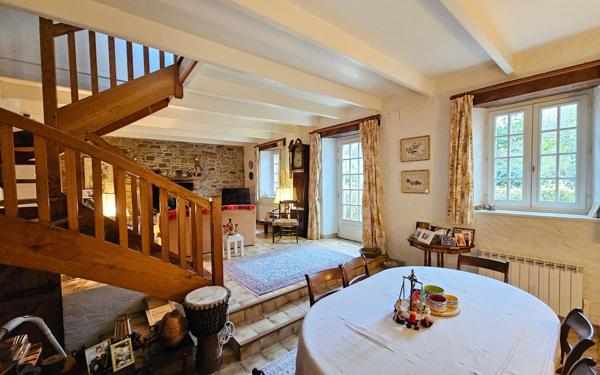 Maison à vendre    7 pièces • 208,21 m2 Pleumeur-Bodou