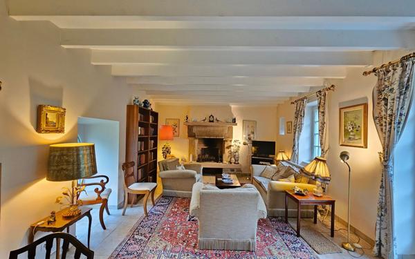 Maison à vendre    7 pièces • 208,21 m2 Pleumeur-Bodou