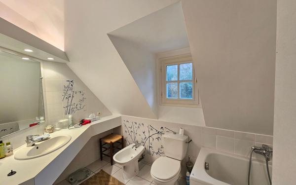 Maison à vendre    7 pièces • 208,21 m2 Pleumeur-Bodou