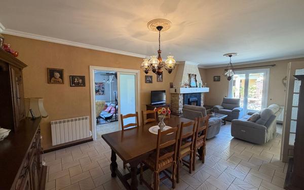 Maison à vendre    9 pièces • 235 m2 Saint-Sever