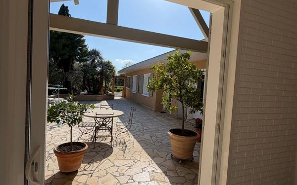 Maison à vendre    9 pièces • 235 m2 Saint-Sever