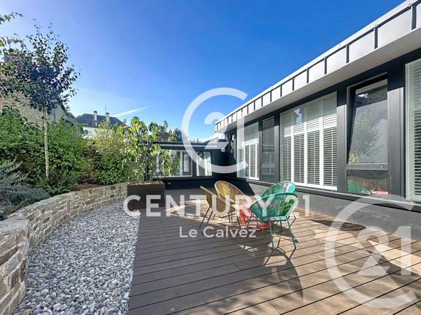 Maison à vendre  4 pièces - 92,66 m 2   GUINGAMP  - 22