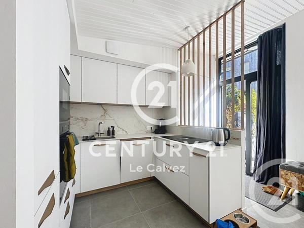Maison à vendre  4 pièces - 92,66 m 2   GUINGAMP  - 22