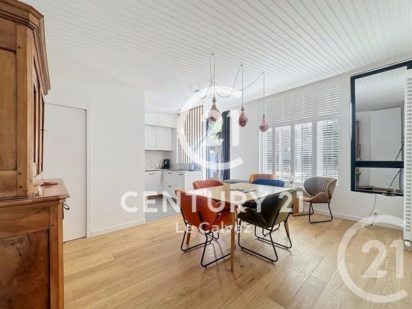 Maison à vendre  4 pièces - 92,66 m 2   GUINGAMP  - 22