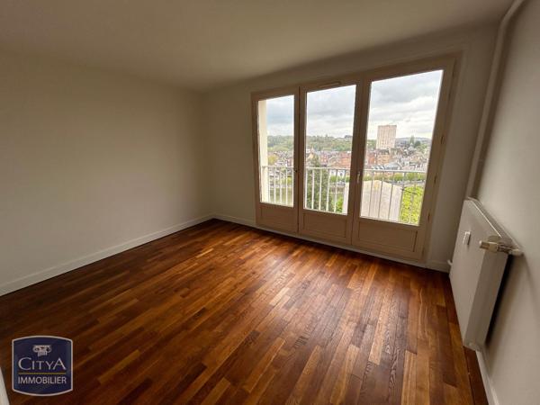 Location appartement Charleville-Mézières (08000) 4 pièces 77m²