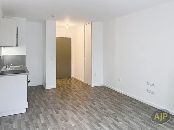 Location appartement Saint Herblain : 629 € - AJP Immobilier Saint Herblain