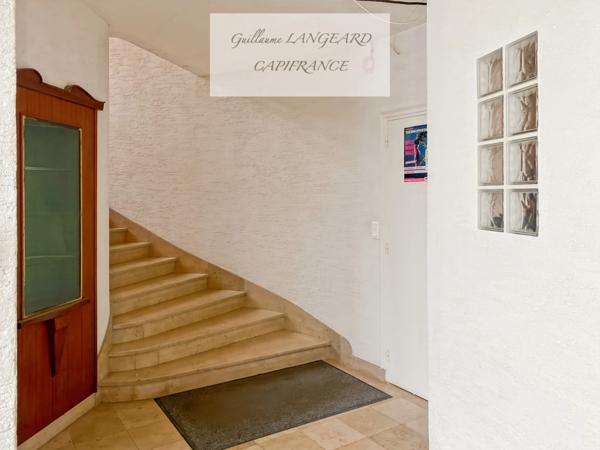 À vendre Oyonnax - Bâtiment mixte locaux professionnels et Appartement d'habitation