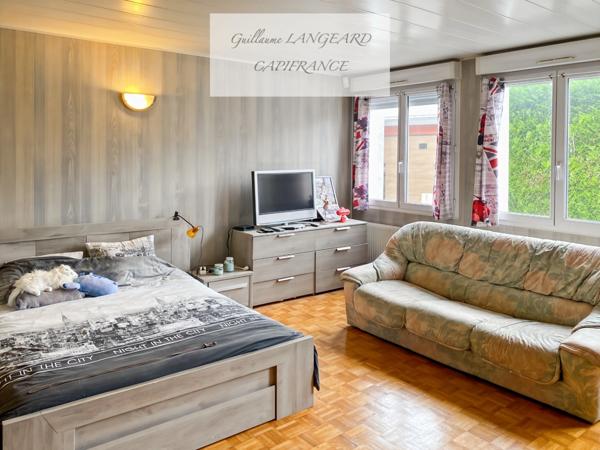 À vendre Oyonnax - Bâtiment mixte locaux professionnels et Appartement d'habitation