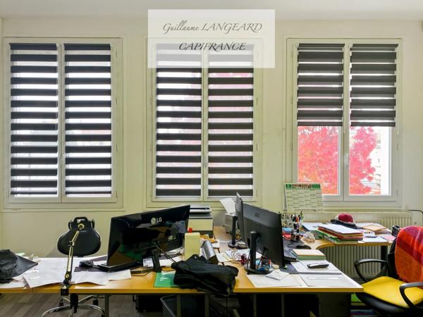 À vendre Oyonnax - Bâtiment mixte locaux professionnels et Appartement d'habitation