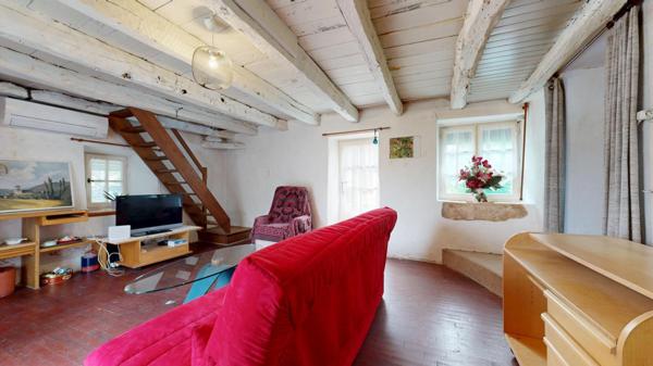 Maison, dépendances et terrain