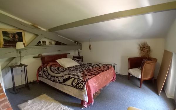 Maison à vendre    8 pièces •  Saint-Martin-de-Seignanx