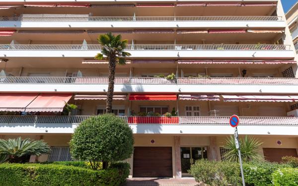 Appartement à vendre    2 pièces • 56,02 m2 Nice