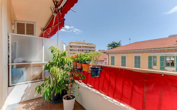 Appartement à vendre    2 pièces • 56,02 m2 Nice