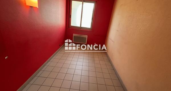 Location Local commercial 1 pièce 15 m² - Le Péage-de-roussillon 38550