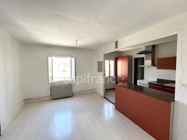 Appartement T4 de 71 m² – Dernier étage – Quartier Gare de SETE (34)
