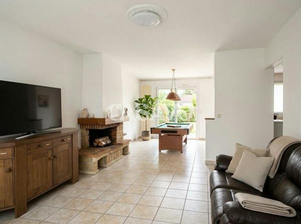 Vente Maison 7 pièces de 163m² - 77500 Chelles