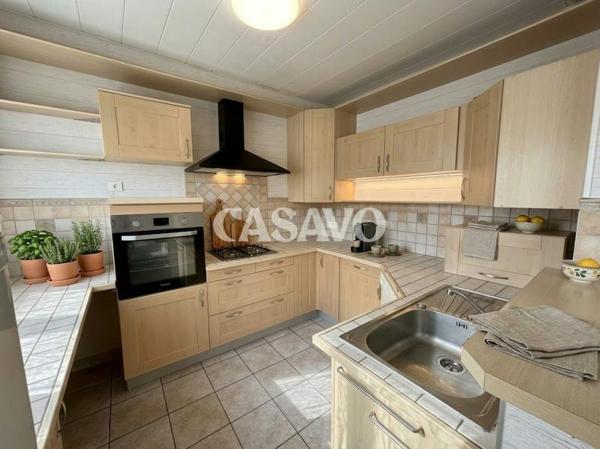 Vente Maison 7 pièces de 163m² - 77500 Chelles