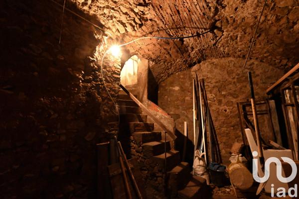 Maison à vendre 5 pièces 135 m² Cuges-les-Pins